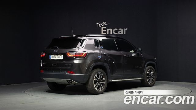 Jeep Compass из Кореи Encar
