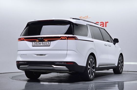 Kia Carnival Gasoline 9-Seater Noblesse — пробег 72 589 км — фото 2 из 5