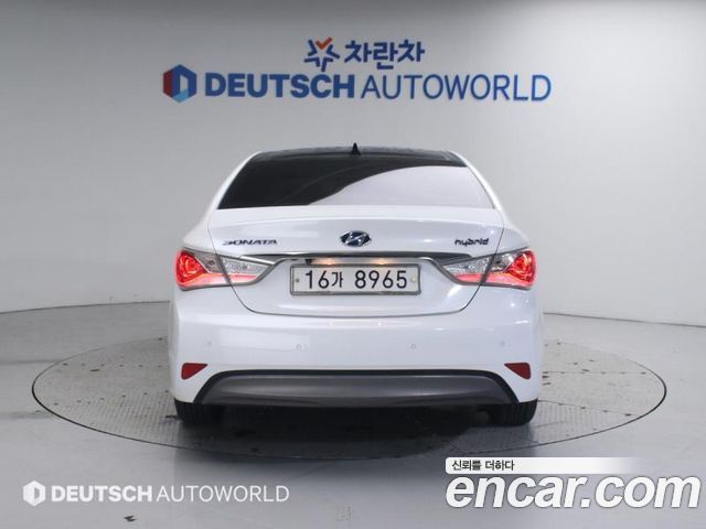 Hyundai Sonata 2.0 Premier — пробег 90 366 км — фото 4 из 5