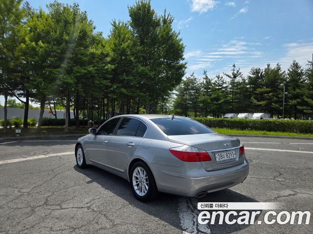 Hyundai Genesis из Кореи Encar