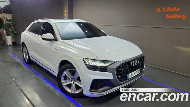 Audi Q8 45 TDI Quattro Premium — пробег 109 375 км — фото 1 из 5