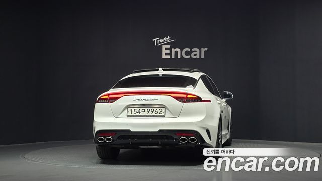 Kia Stinger из Кореи Encar