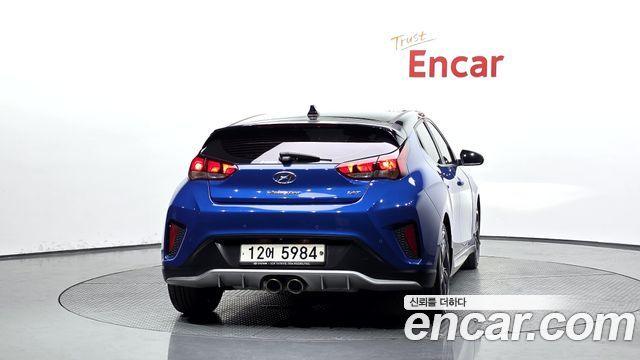 Hyundai Veloster 1.6 Turbo Sport — пробег 121 478 км — фото 4 из 5