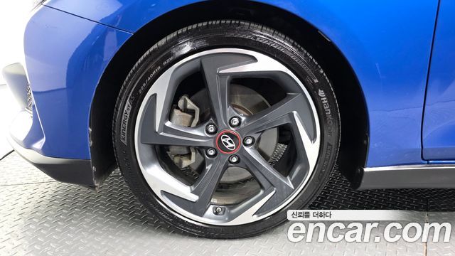 Hyundai Veloster 1.6 Turbo Sport — пробег 121 478 км — фото 5 из 5
