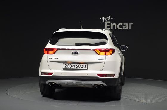 Kia Sportage Diesel 2WD Prestige — пробег 184 433 км — фото 4 из 5
