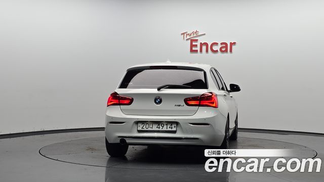 BMW 1-Series 118d Sport 5Door — пробег 66 332 км — фото 4 из 5