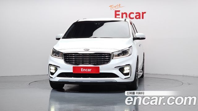 Kia Carnival из Кореи Encar