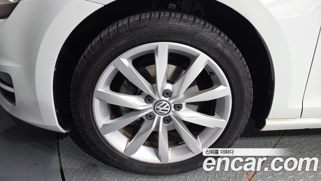 Volkswagen Golf из Кореи Encar