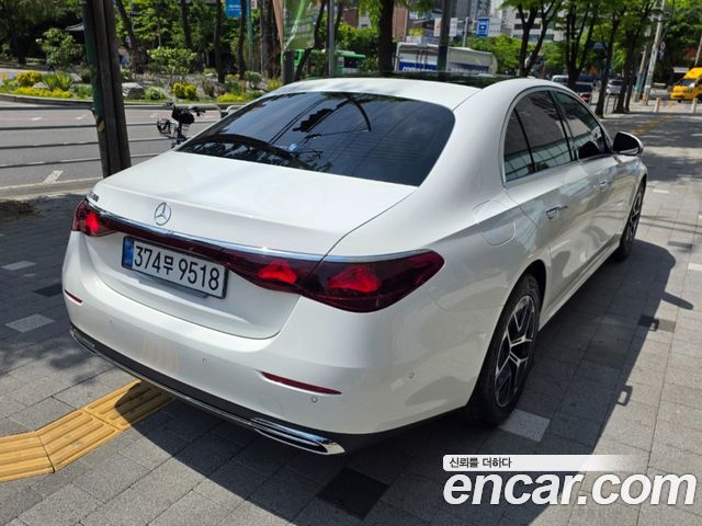 Mercedes-Benz E-Class E200 Avantgarde — пробег 850 км — фото 3 из 5