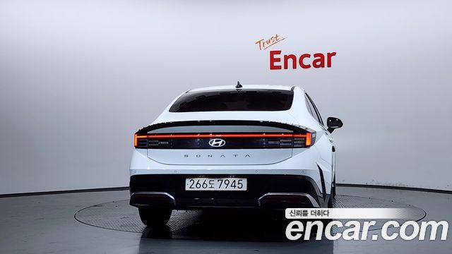 Hyundai Sonata 2.0 Exclusive — пробег 45 975 км — фото 4 из 5