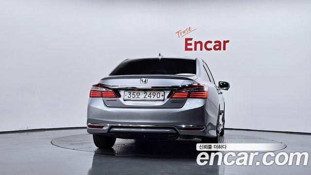 Honda Accord 2.0 Hybrid 9th — пробег 100 086 км — фото 4 из 5