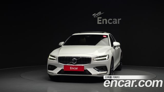 Volvo S60 B5 Ultimate Bright — пробег 60 688 км — фото 3 из 5