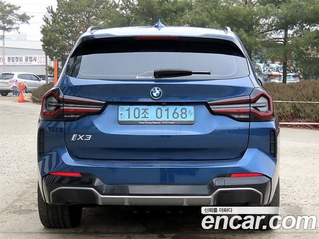 BMW iX3 M Sports — пробег 62 037 км — фото 4 из 5