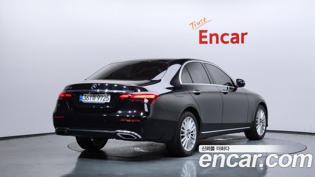Mercedes-Benz E-Class из Кореи Encar