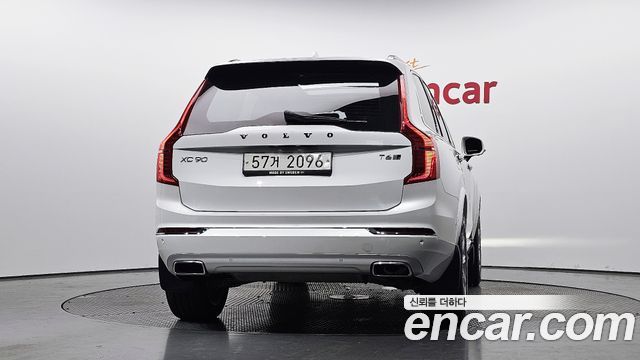 Volvo XC90 T6 Inscription — пробег 36 098 км — фото 4 из 5