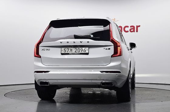 Volvo XC90 T6 Inscription — пробег 36 098 км — фото 4 из 5