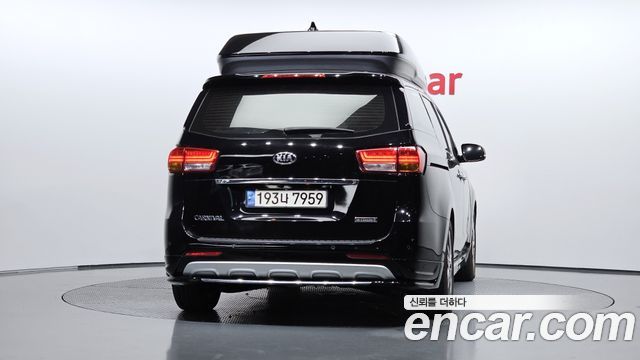 Kia Carnival из Кореи Encar