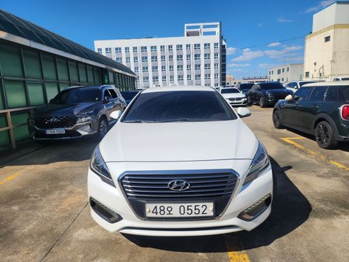 Hyundai Sonata 2.0 Plug-in HEV Permium — пробег 205 843 км — фото 2 из 5