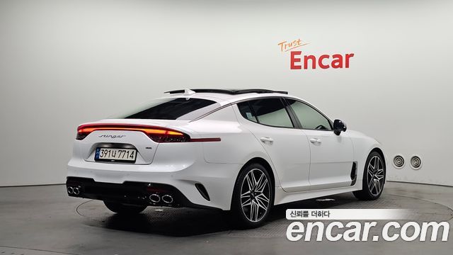Kia Stinger из Кореи Encar