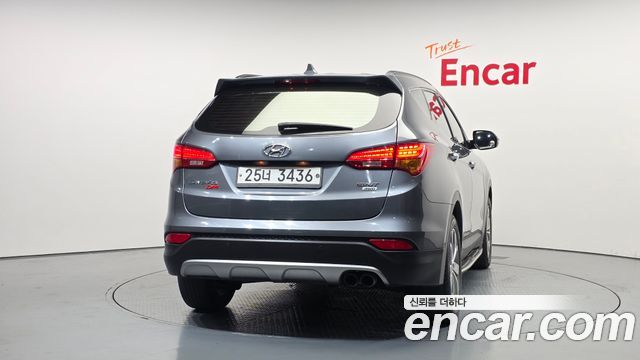 Hyundai Santafe Diesel(e-VGT) 2.2 4WD Exclusive — пробег 127 014 км — фото 4 из 5