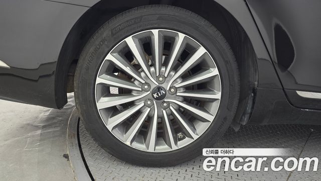 Kia K7 из Кореи Encar
