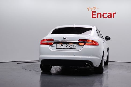 Jaguar XF 2.2D Premium X250 — пробег 58 429 км — фото 4 из 5