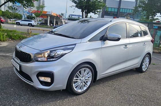 Kia Carens 1.7 VGT Prestige — пробег 54 023 км — фото 2 из 5