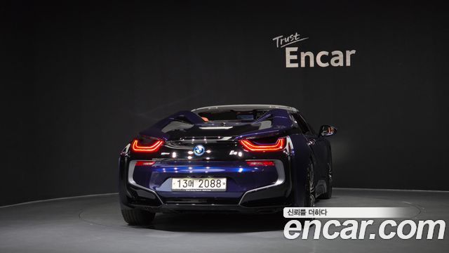 BMW i8 Roadster — пробег 34 866 км — фото 4 из 5