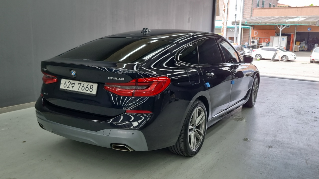 BMW Gran Turismo 630d xDrive M Sport — пробег 102 153 км — фото 2 из 5