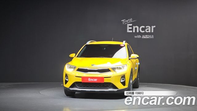 Kia Stonic из Кореи Encar