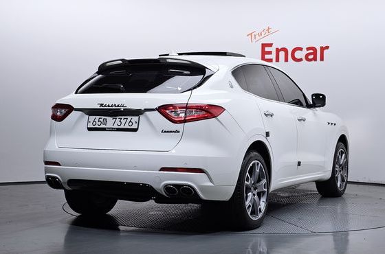 Maserati Levante 3.0 AWD Sport — пробег 44 369 км — фото 2 из 5