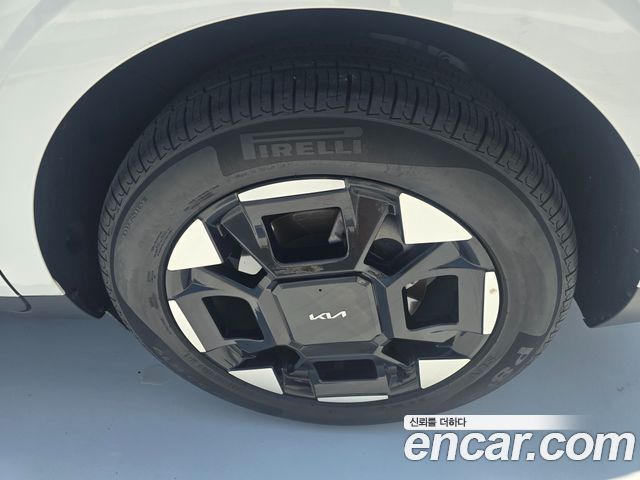 Kia Carnival HEV 9seater Signature — пробег 41 500 км — фото 5 из 5