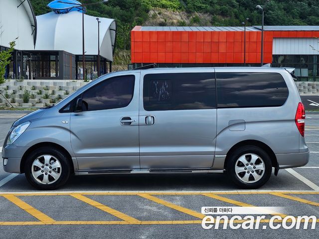 Hyundai Starex 4WD 11-Seater Wagon Modern — пробег 100 419 км — фото 4 из 5
