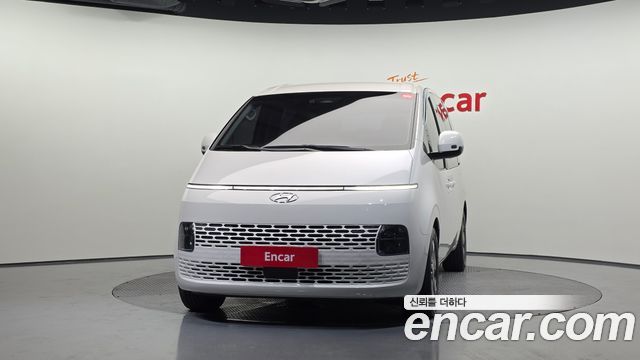 Hyundai Staria 4WD Tourer 9-Seater Modern — пробег 153 708 км — фото 3 из 5