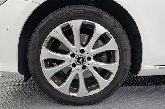Mercedes-Benz E-Class E220d Exclusive — пробег 83 215 км — фото 5 из 5