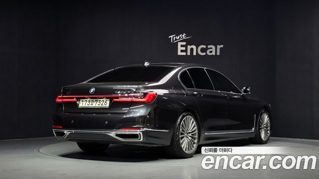 BMW 7-Series 730d xDrive Design Pure Excellence — пробег 221 012 км — фото 2 из 5
