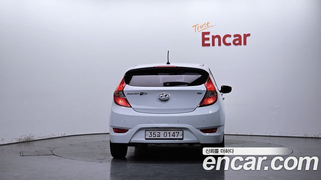 Hyundai Accent WIT 1.6 GDI Premium — пробег 98 698 км — фото 4 из 5