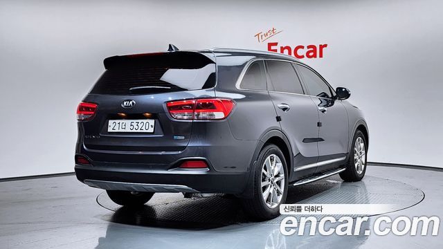 Kia Sorento Diesel 2.0 2WD Prestige — пробег 105 003 км — фото 2 из 5