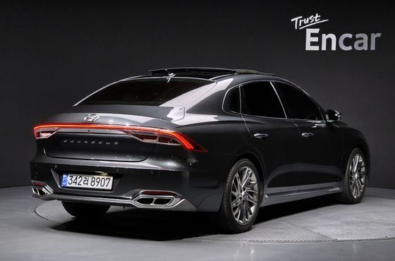 Hyundai Grandeur 2.5 Calligraphy — пробег 160 705 км — фото 2 из 5