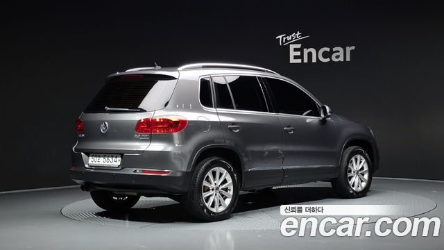 Volkswagen Tiguan 2.0 TDI Comfort 5N — пробег 167 919 км — фото 2 из 5