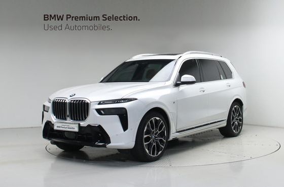 BMW X7 xDrive 40i M Sport 6STR — пробег 11 046 км — фото 1 из 5