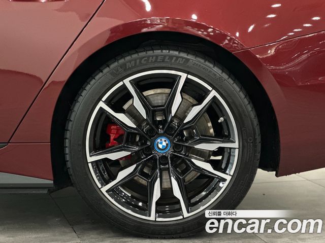 BMW i4 M50 Pro — пробег 26 552 км — фото 5 из 5