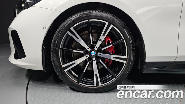 BMW 5-Series 530i xDrive M Sport Pro Special Edition — пробег 22 936 км — фото 5 из 5