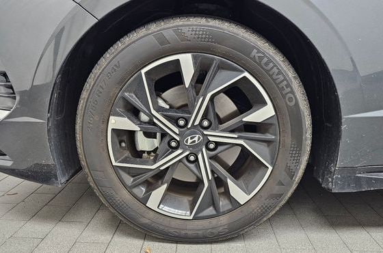 Hyundai Sonata 2.0 Exclusive — пробег 16 225 км — фото 5 из 5