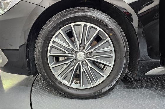 Hyundai Grandeur Exclusive — пробег 180 342 км — фото 5 из 5