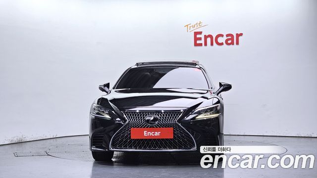 Lexus LS 3.5 Luxury AWD — пробег 152 745 км — фото 3 из 5
