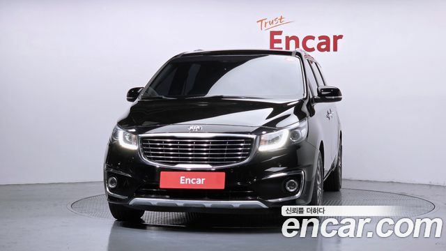 Kia Carnival 9-seater Luxury — пробег 209 053 км — фото 3 из 5