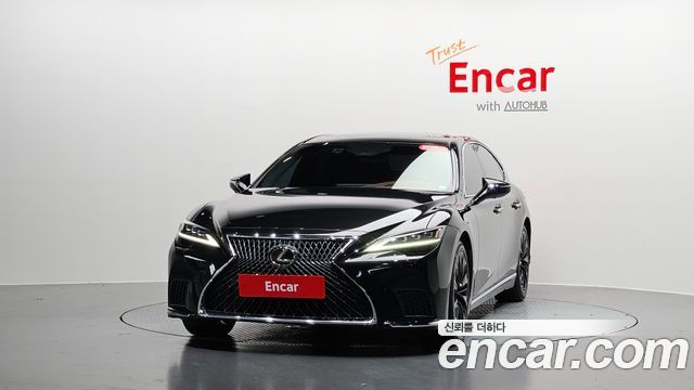 Lexus LS 3.5 Platinum AWD — пробег 70 380 км — фото 3 из 5
