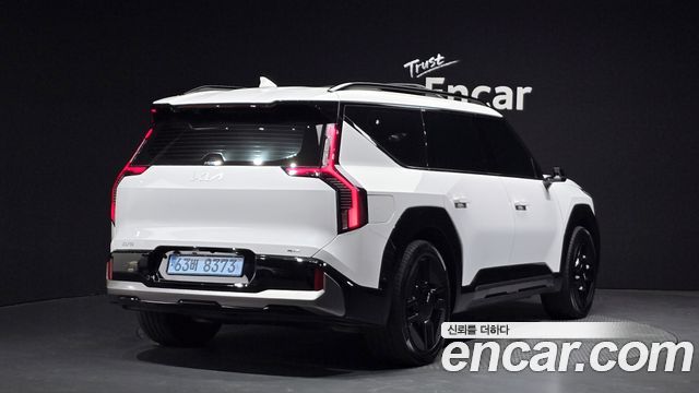 Kia EV9 из Кореи Encar