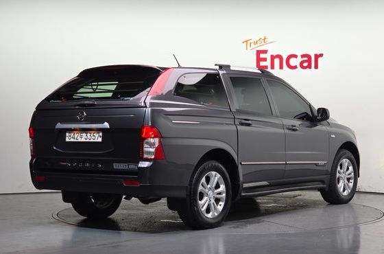 Ssangyong KORANDO 2.2 EXTREME 4WD — пробег 111 184 км — фото 2 из 5